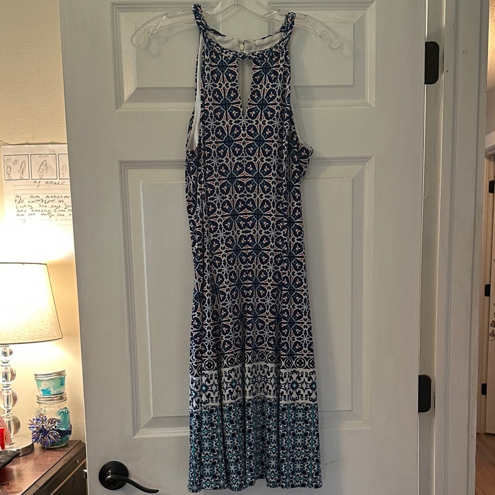 Elegant Blue and White Midi Dress
